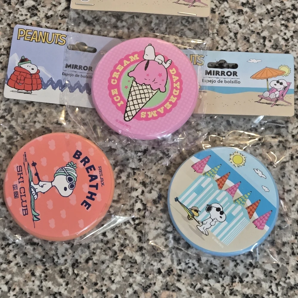 Peanuts Snoopy Compact Mirror - Choose Pink, Orange, Or Blue